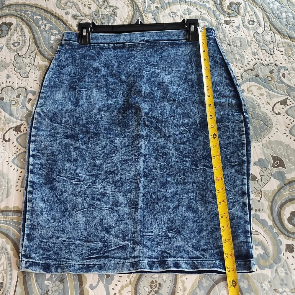 Women jeans skirt - Picture 4 of 5